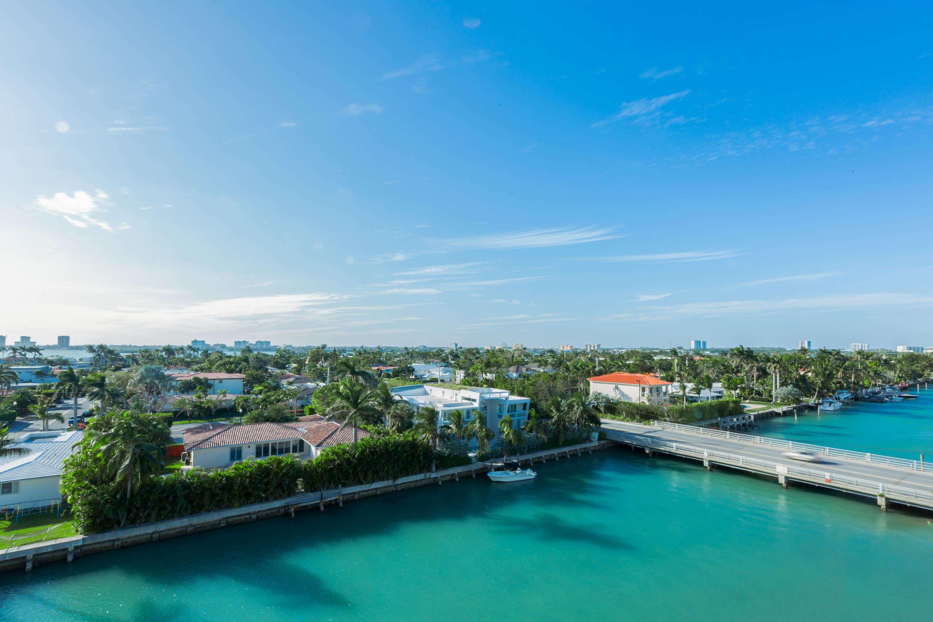 Tryp By Wyndham Miami Bay Harbor Hotel Bay Harbor Islands Exterior photo